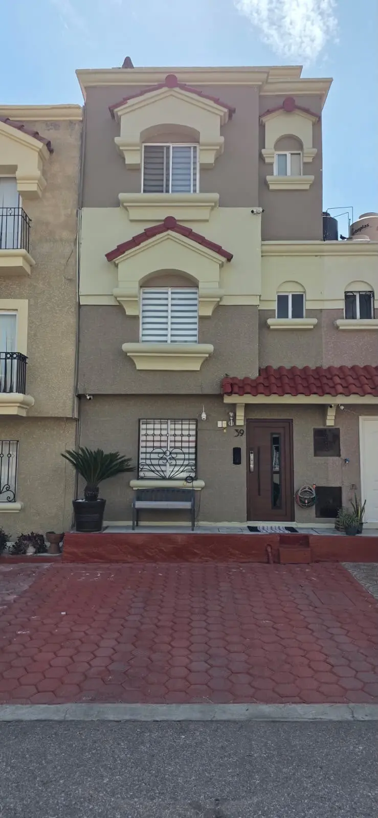 Fachada de Casa Chartres